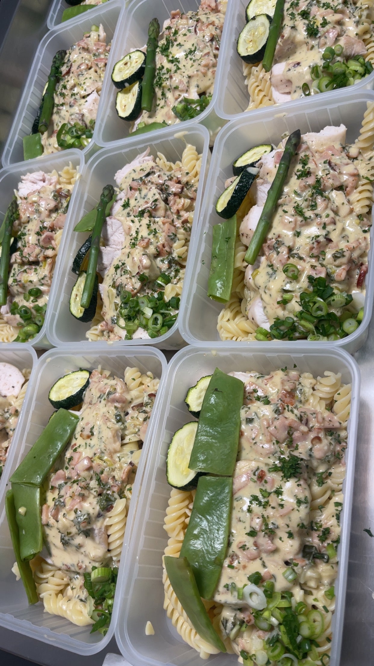 Chicken and Bacon Creamy Pasta